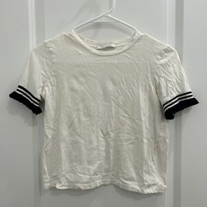 Zara - T-Shirt with Black Ruffled Sleeves in White